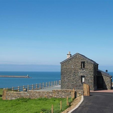 Cable Cottage Fishguard Exteriör bild